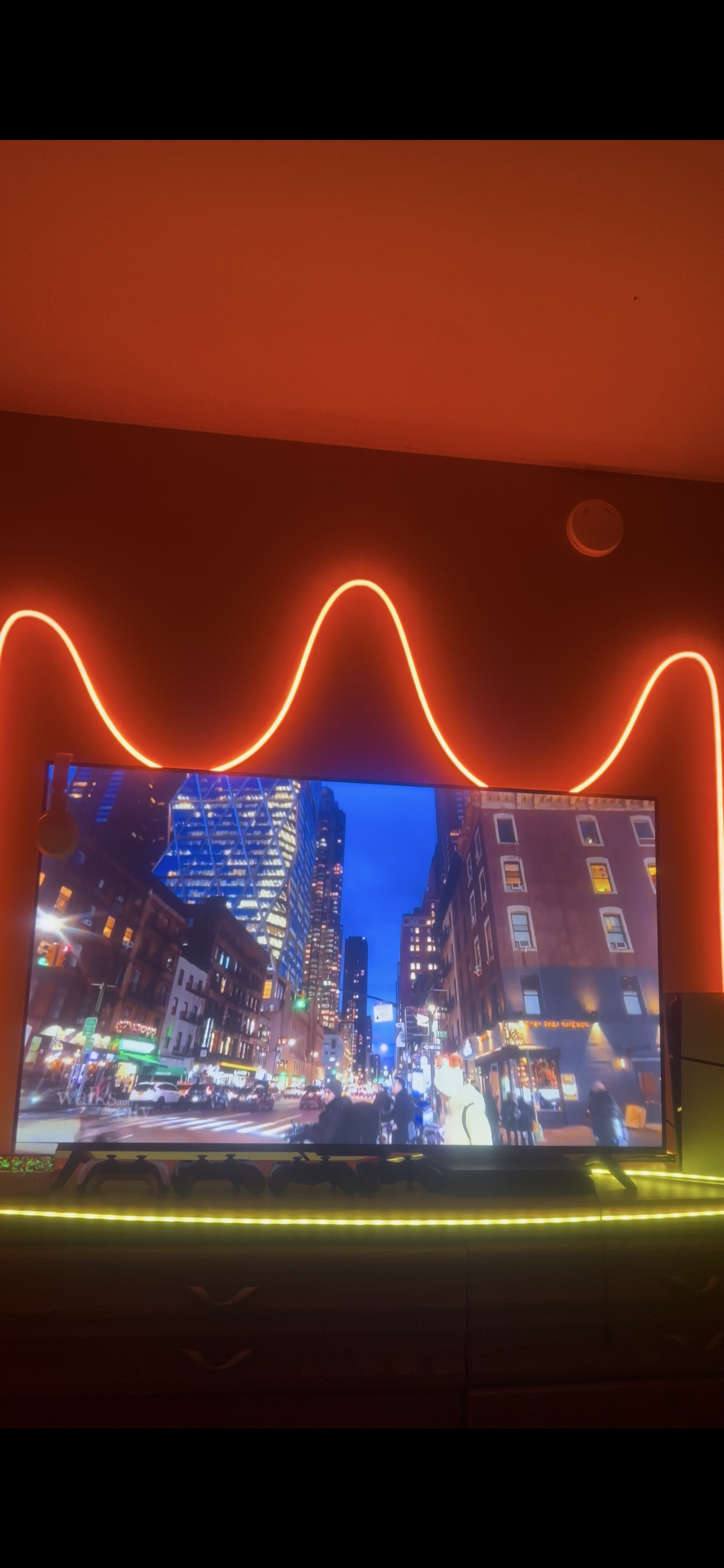 RGBIC Wavy Neon Lights – Infinite Color Glow, Music Sync & App Control